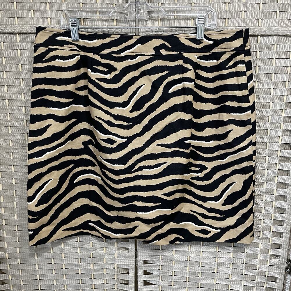 Talbots Twill Pencil Skirt Size 16 Tiger Print Lined Above Knee Zip Close NEW - Picture 2 of 8